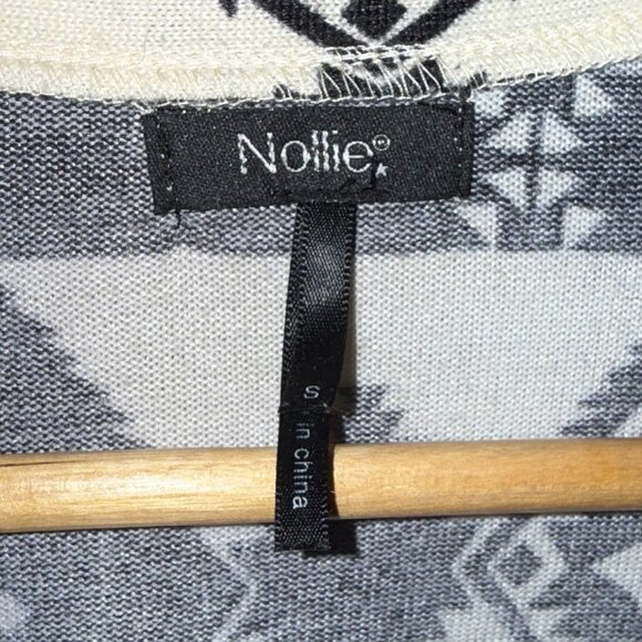 Nollie Black Ivory Cream White Long Sleeve Button Down Graphic Aztec Sweater S - Picture 3 of 7